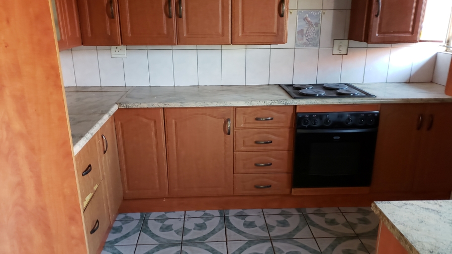 3 Bedroom Property for Sale in Geelhoutpark North West